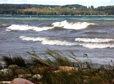 Waves along the Owen Sound shoreline