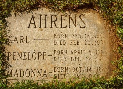 Ahrens family gravestone at Park Lawn Cemetery